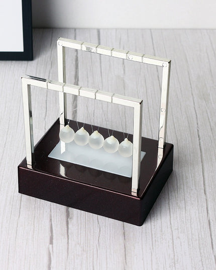 Newtons Cradle LED Light Up Kinetic Energy Home Office Science Toys Home Decor