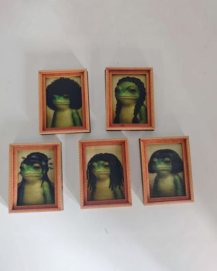 Fun And Quirky Frog-print Wooden Photo Frame Fridge Magnet