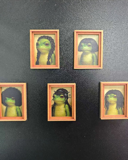 Fun And Quirky Frog-print Wooden Photo Frame Fridge Magnet