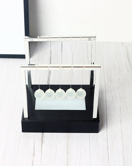 Newtons Cradle LED Light Up Kinetic Energy Home Office Science Toys Home Decor